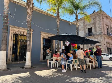 Por el Día de la Madre restaurantes de Durango reportan largas filas