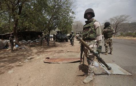 Ataque terrorista islámico en Nigeria deja al menos 65 muertos