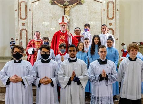 Pastoral Dos Coroinhas Acólitos E Filhas De Maria Paróquia São João