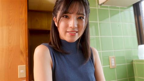 僕にエッチな事をしてくれるお姉さんは本当は〇〇だったなんてぼくは信じない 満島あすか bikini model jp