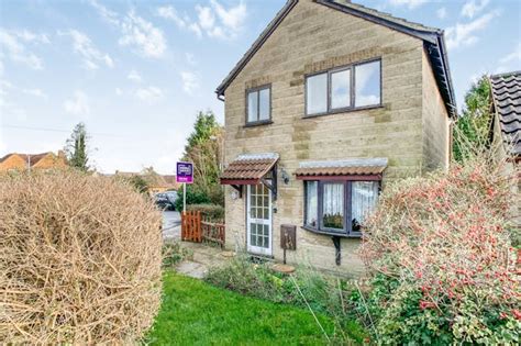 3 Bedroom Detached House For Sale In Wellesley Close Melksham Sn12 6xt