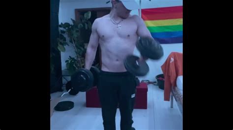 Working Out At Home Shirtless Heavy Curls Pornhub Gay