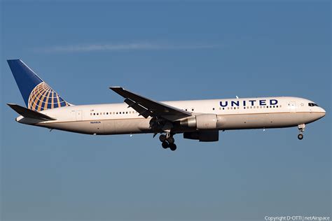 United Airlines Boeing 767 322 ER N646UA Photo 141455 NetAirspace