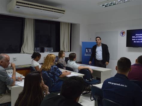 Escola de Vendas e Negócios K L A Como se Tornar um Campeão de Vendas