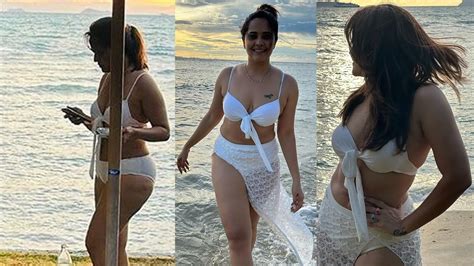 అత్త అందాలు మాములుగా లేవు 😍😍 Anasuya Bharadwaj Stunning Bikini Look At