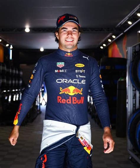 F Rmula Sergio P Rez Vence Gp De Singapura Verstappen Fica Em