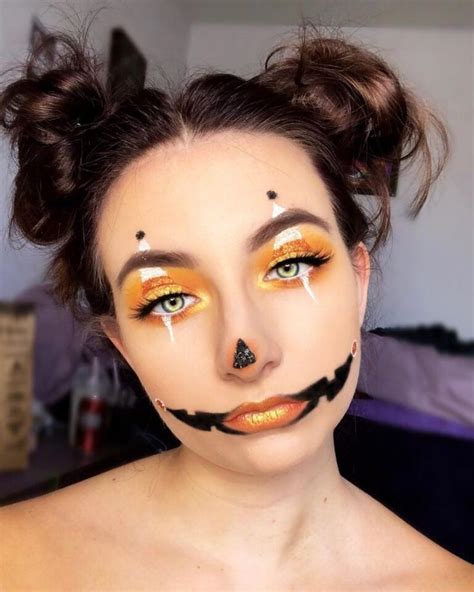 17 Pumpkin Face Paint Ideas Youll Want To Try The Mummy Front