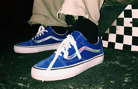 Supreme X Vans Old Skool Iridescent Complex