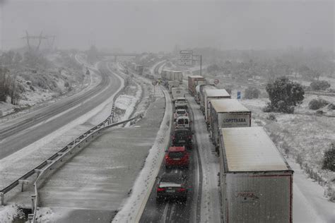 El Temporal De Nieve Afecta A 63 Carreteras Seis De La Red Principal