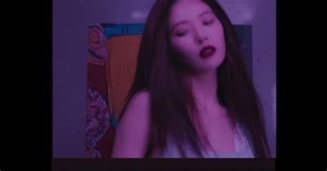 Hyuna Makes Babe Comeback