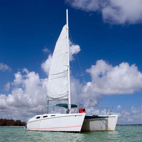 Catamaran Sailing – NittyGrittyTravelers