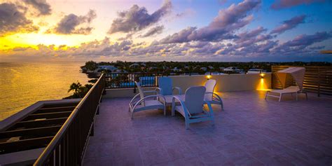 Grand Cayman Condo Rentals - Grand Cayman Villas & Condos