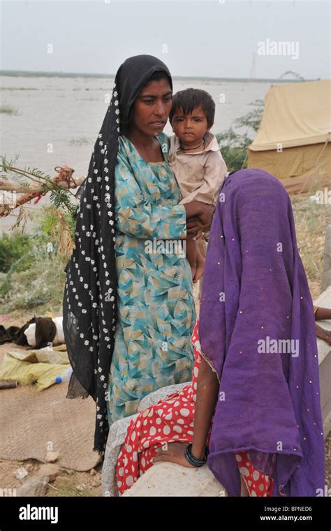 Flood Victims Living On The Only Dry Areas In Sujawal Sindh Province