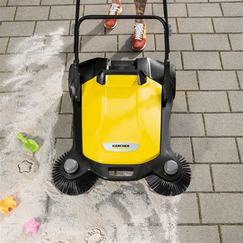 Karcher S6 Twin 1766 4600 860mm Working Width Manual Sweeper