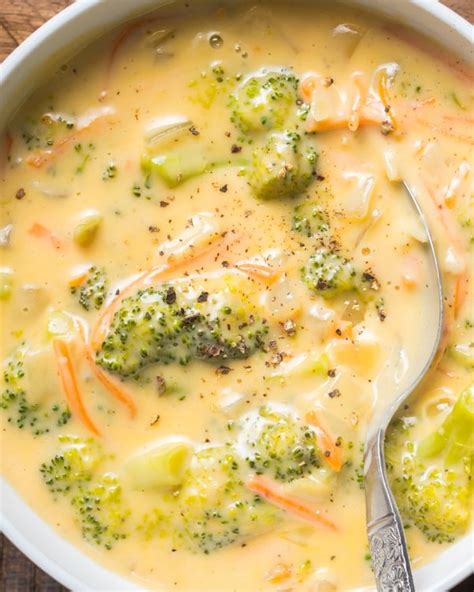 30 Minute Velveeta Broccoli Cheese Soup