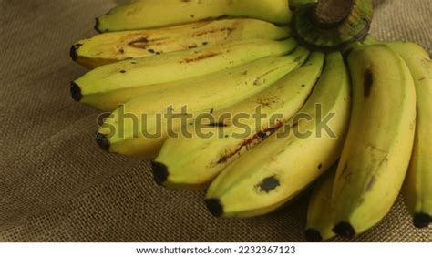 Pisang Ambon Local Cavendish Banana Sweet Stock Photo 2232367123 ...