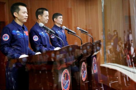 Shenzhou-12: China to launch first crew to new space station | Science news for Kids