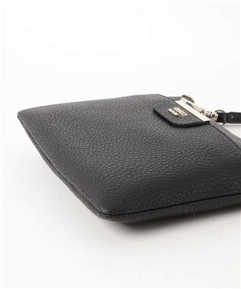 GuessゲスのRYANN CROSSBODY TOP ZIPショルダーバッグ WEAR