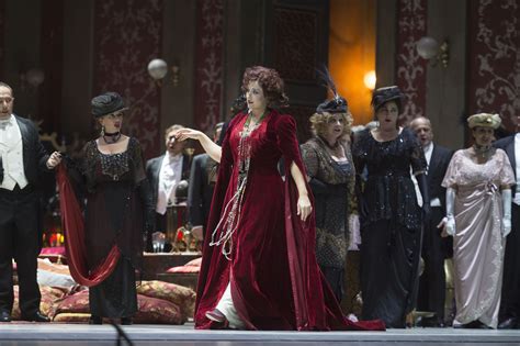 La Traviata Di Giuseppe Verdi Al Teatro San Carlo