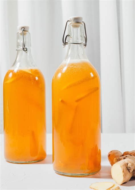 Easy Ginger Kombucha Recipe (Home Brewed) | Brew Buch