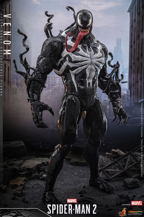 New Hot Toys Venom Figure Gives You 21 Inches Of The Slimy Symbiote ...