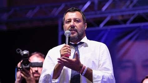 Salvini Apre La Crisi La Crisi Di Governo Video Rai News