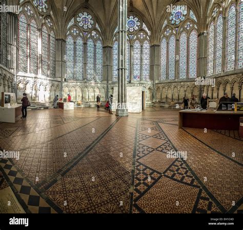 Salisbury cathedral chapter house hi-res stock photography and images ...