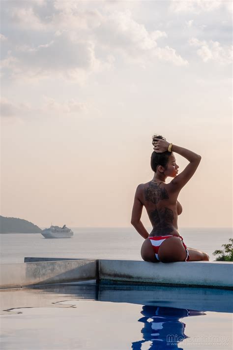 Bikini Model Anda Ai Enhanced Circle And Stripes Topaz Sharpen Faceai Porn Pic