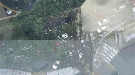 Pokok Tumbang Di Jalan Tun Ismail Libatkan Hampir Kenderaan Seorang