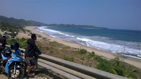 Pantai Soge Keindahan Lain Pesisir Pacitan