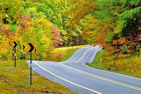 Fall color bedecks state's scenic byways | The Arkansas Democrat ...