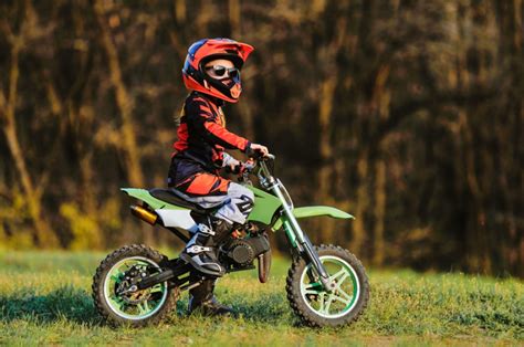 Moto Cross Enfant Partir De Quel Ge Un Enfant Peut Il Commencer La