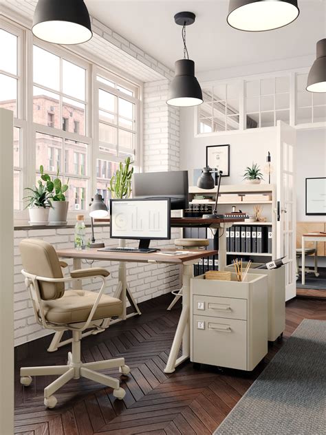 A classic, coordinated, flexible small-space office - IKEA