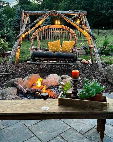 23 Cozy Outdoor Fire Pit Ideas to Warm Up Those Chilly Evenings