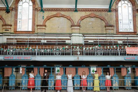 Victoria Baths Wedding Cool Swimming Pool Venue with a Tropical Touch ...