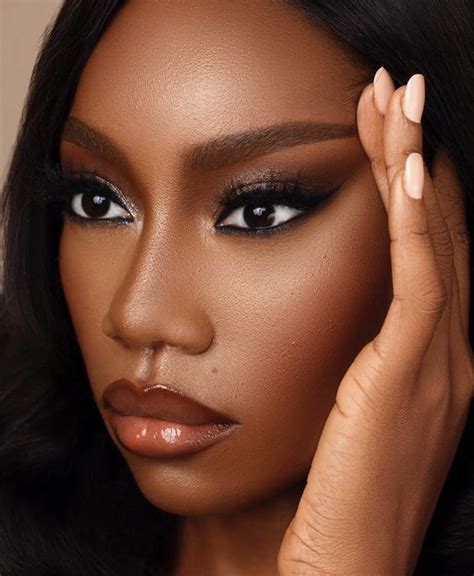 These Are The 10 Best New Years Eve Makeup Looks For Dark Skin