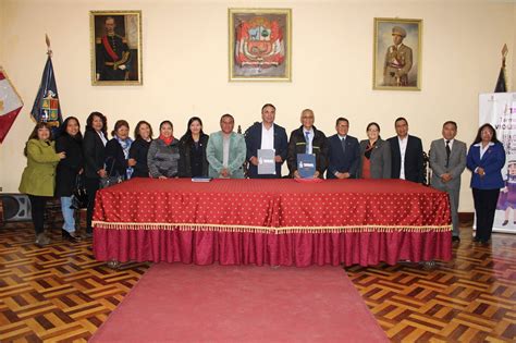 Undac Y Municipalidad Provincial De Tarma Firman Convenio De