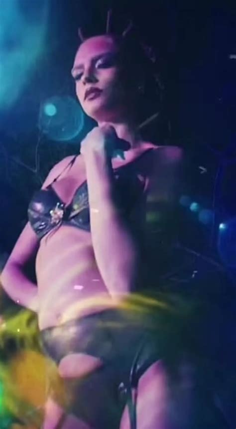 Cara Delevingne Slips Into Skimpy Black Lace Lingerie For Eye Popping Video Daily Star