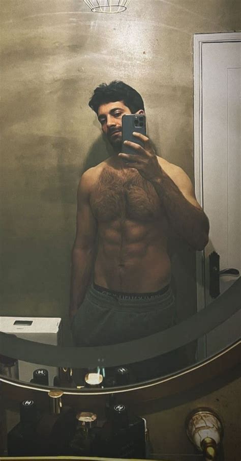 Pin By Ubbsi On Pakistani Celeberities Bearded Men Hot Bearded Men Handsome Men