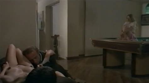 Naked Unknown In Il Porno Shop Della Settima Strada