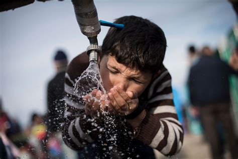 access  clean water   key concern   americans survey finds