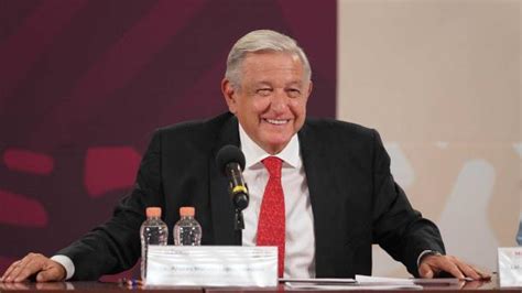 Tambi N Los Padres Son Adorables Amlo Felicita A Todos Los Pap S En