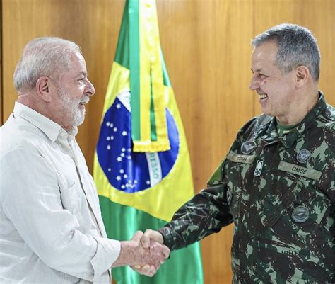 General Tom S Miguel Ribeiro Paiva Assume O Comando Do Ex Rcito