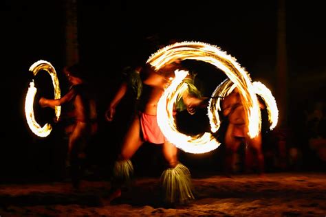 Honolulu Luau Show Mele Luau Kapolei Oahu