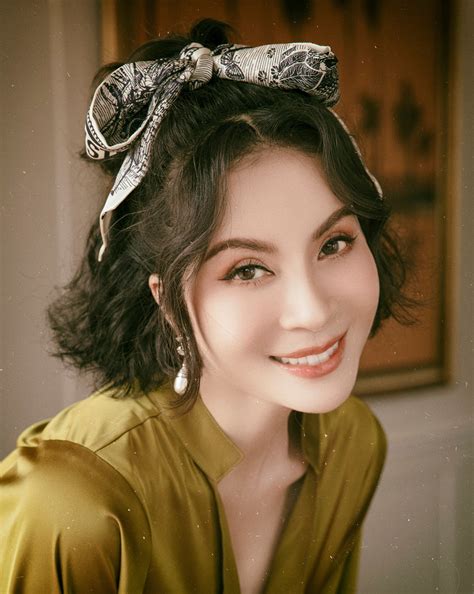 Nữ hoàng ảnh lịch Thanh Mai làm hot TikToker ở tuổi U
