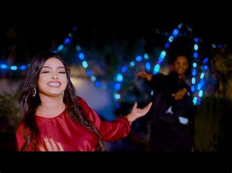 Halla Halla Apdijibar Gacaliye Ft Warda Happy New Song Video