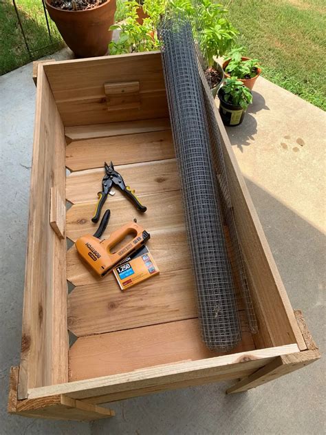 How To Build A Planter Box Using Cedar Fence Pickets Okra In My Garden