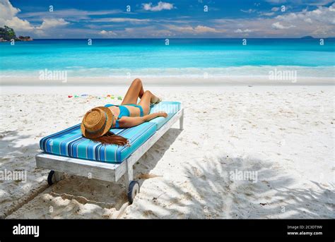 Woman Sunbed Bikini Hi Res Stock Photography And Images Alamy