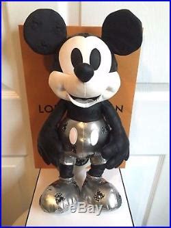 Nwt Disney Store Mickey Mouse Memories January Plush Limited Release