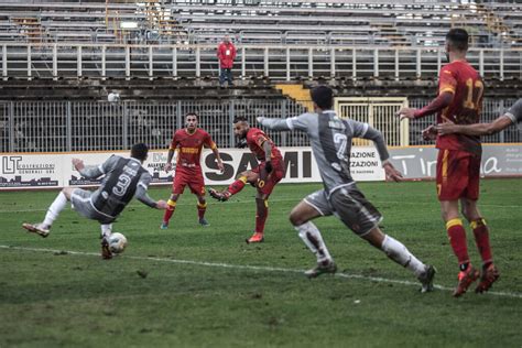 Il Derby Romagnolo Giallorosso Il Ravenna Vince Su Forl Per Goal